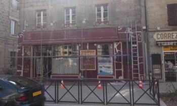 Avant la rénovation de la façade de magasin Michael Faure